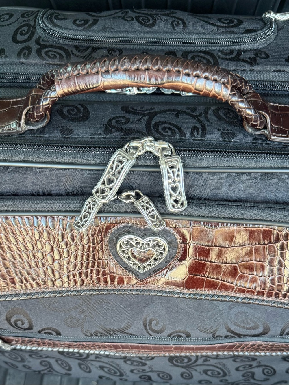 BRIGHTON VINTAGE CARRYON Brown Croc-Textured Heart Accent TRAVEL BAG